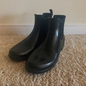 HUNTER black Chelsea boot